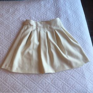 Women’s Winter White / Cream Fit & Flare Banana Republic Skirt